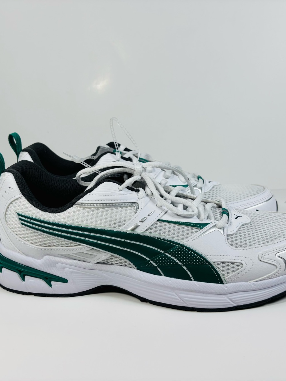 Puma White and Green Athletic Running Shoes